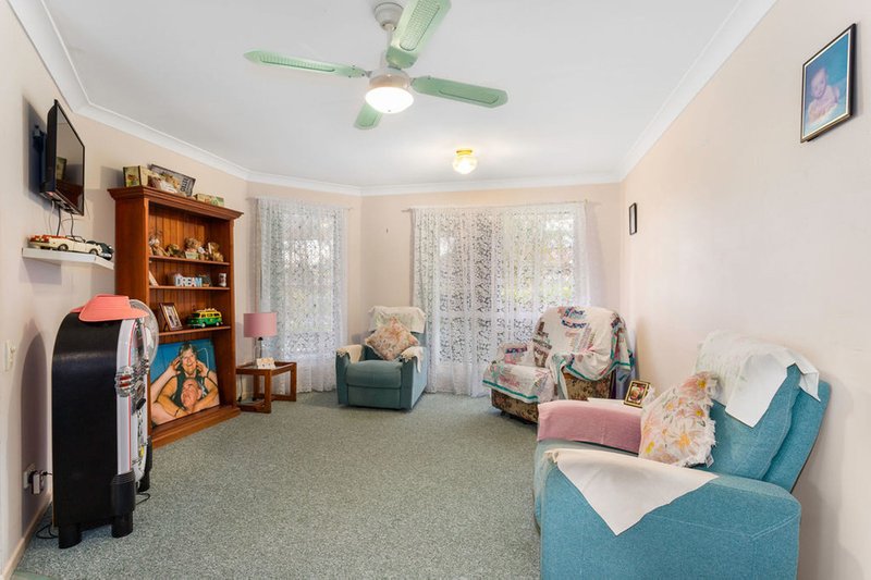 Photo - 1 Challenger Avenue, Flinders View QLD 4305 - Image 8
