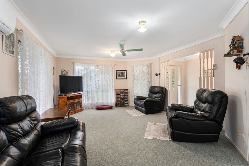 Photo - 1 Challenger Avenue, Flinders View QLD 4305 - Image 5