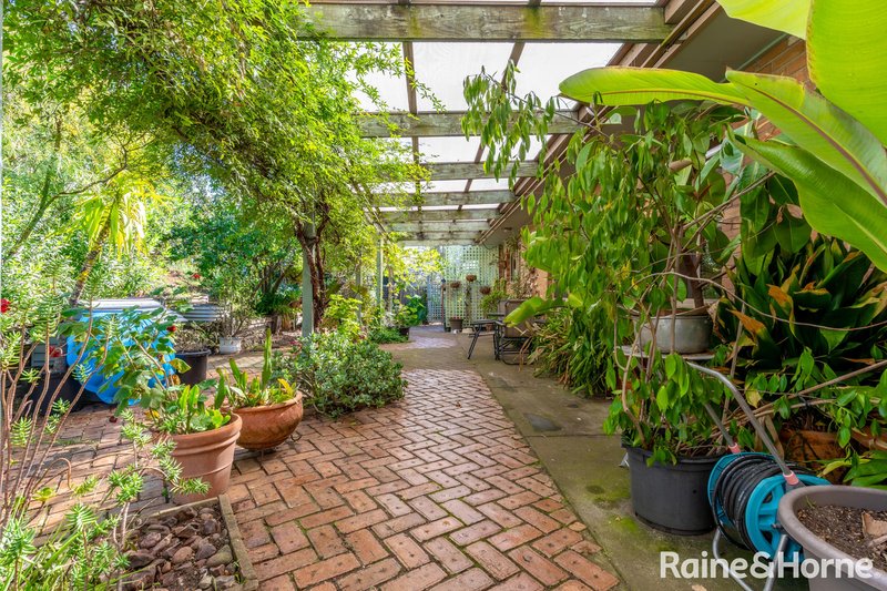 Photo - 1 Chambers Court, Darley VIC 3340 - Image 12