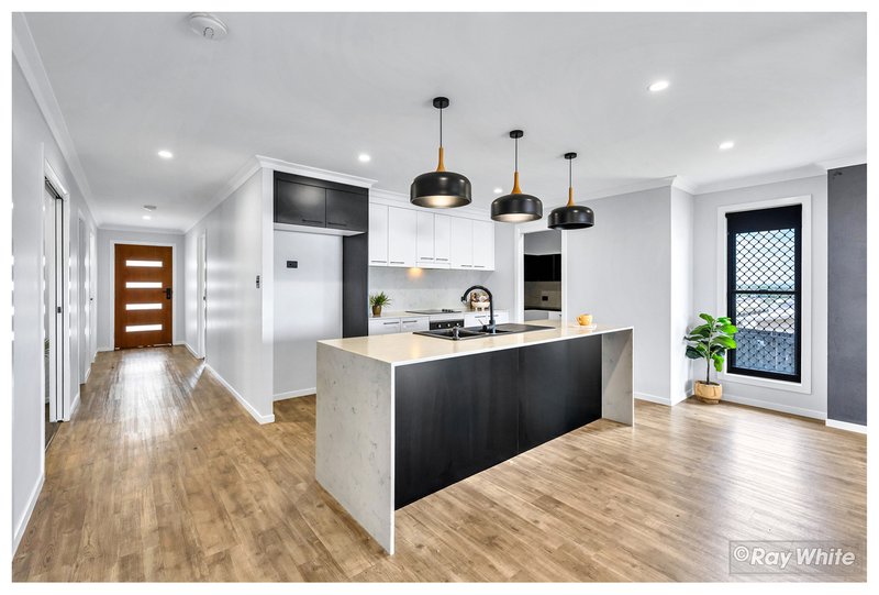 Photo - 1 Cherry Court, Norman Gardens QLD 4701 - Image 8