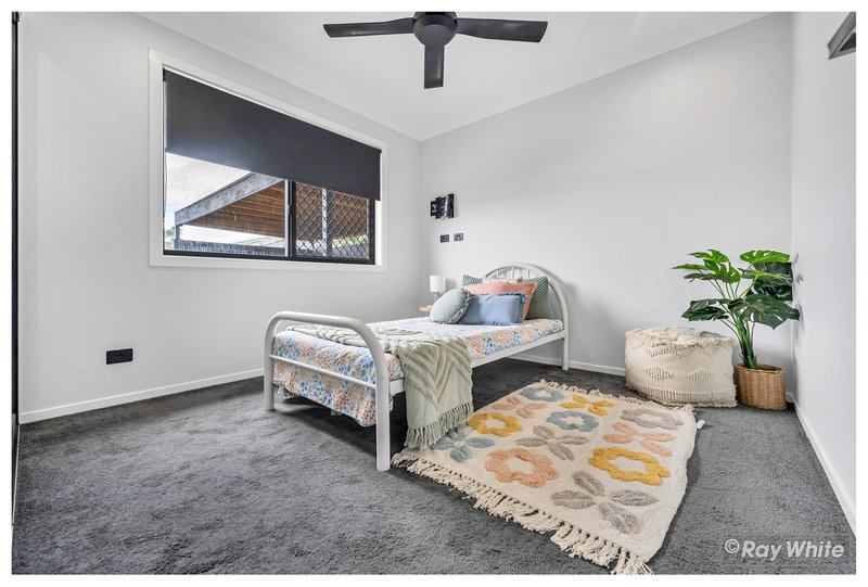 Photo - 1 Cherry Court, Norman Gardens QLD 4701 - Image 17