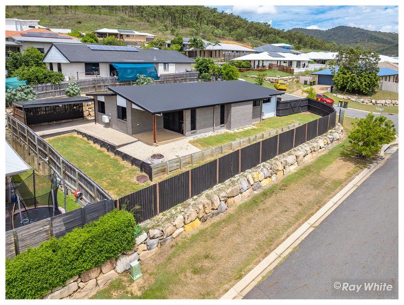 Photo - 1 Cherry Court, Norman Gardens QLD 4701 - Image 29