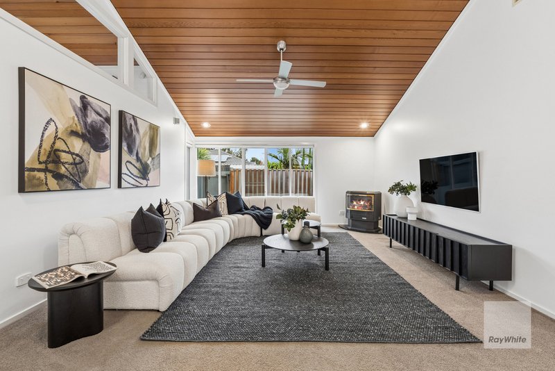 Photo - 1 Cherub Court, Taylors Lakes VIC 3038 - Image 2