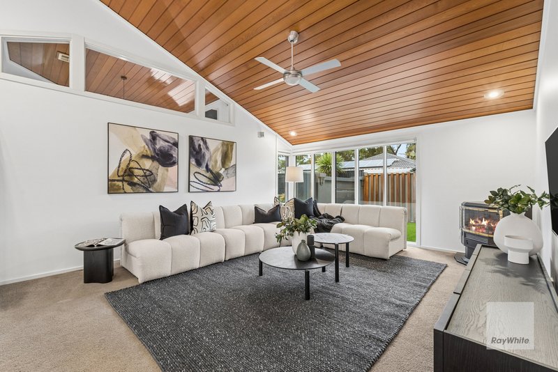 Photo - 1 Cherub Court, Taylors Lakes VIC 3038 - Image 3