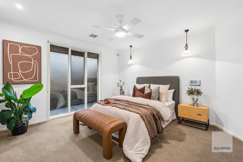 Photo - 1 Cherub Court, Taylors Lakes VIC 3038 - Image 10