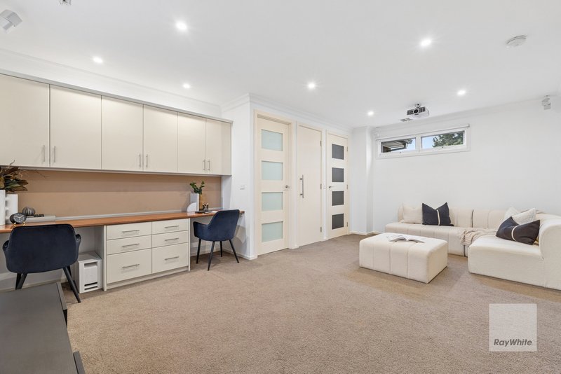 Photo - 1 Cherub Court, Taylors Lakes VIC 3038 - Image 14