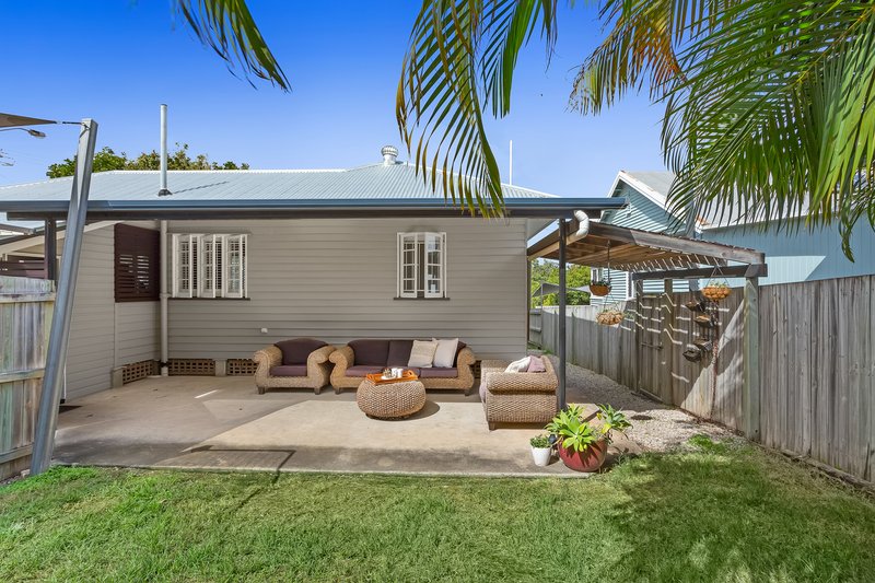 Photo - 1 Chesterfield Street, Wavell Heights QLD 4012 - Image 10