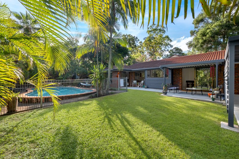 1 Chevron Street, Ferny Hills QLD 4055