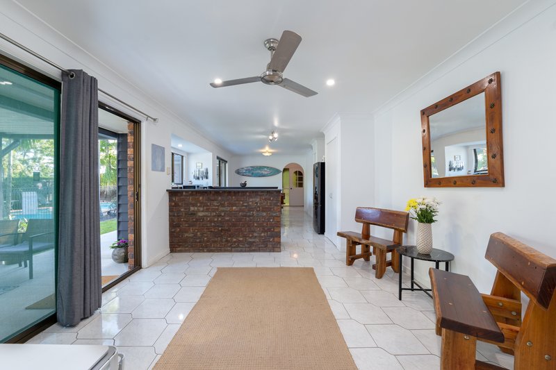 Photo - 1 Chevron Street, Ferny Hills QLD 4055 - Image 4