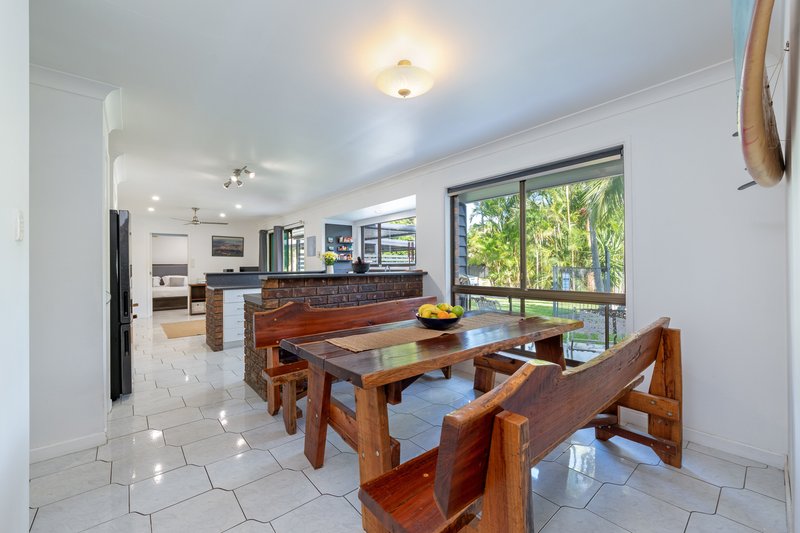 Photo - 1 Chevron Street, Ferny Hills QLD 4055 - Image 5