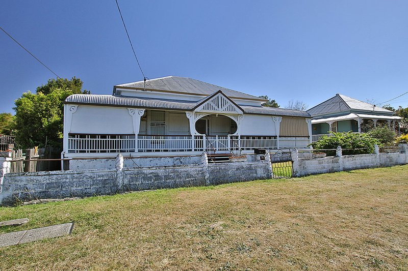 Photo - 1 Chubb Street, One Mile QLD 4305 - Image 2