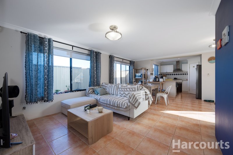 Photo - 1 Chusan Lane, Currambine WA 6028 - Image 7