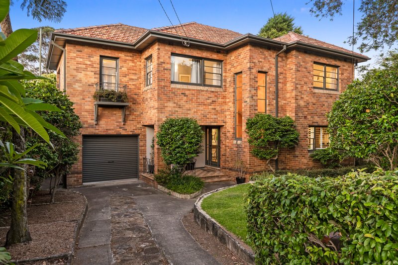 1 Clafton Avenue, Northbridge NSW 2063