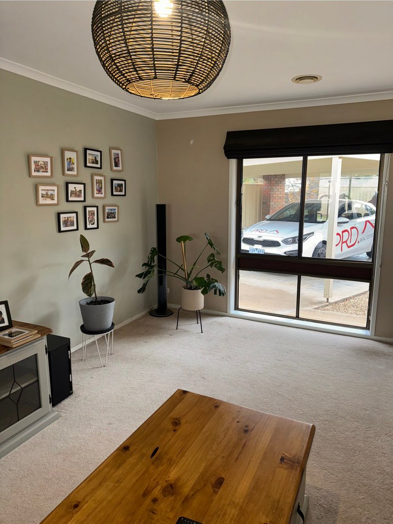 Photo - 1 Clark Court, Mildura VIC 3500 - Image 8