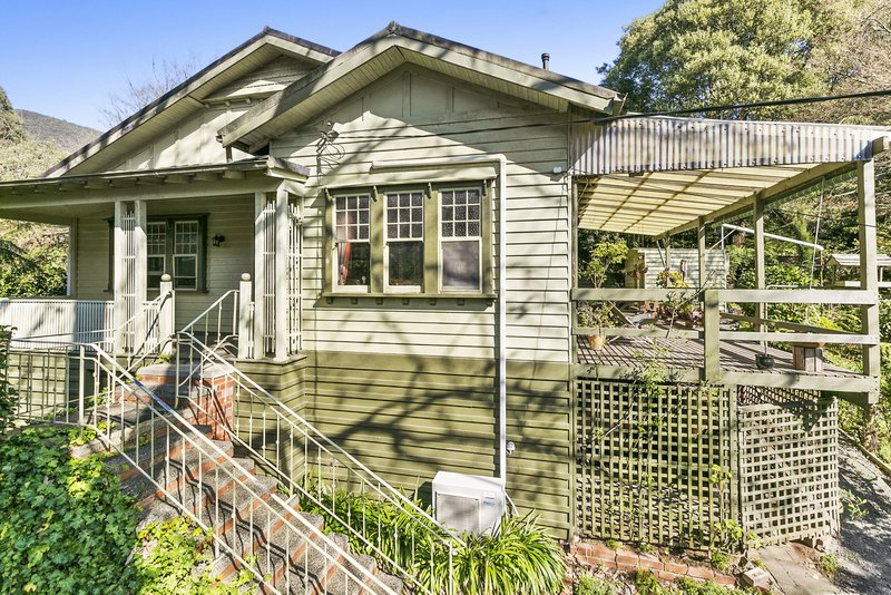 1 Clarke Avenue, Warburton VIC 3799