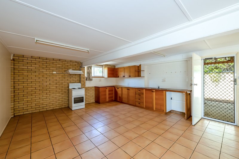 Photo - 1 Clayton Street, Woorim QLD 4507 - Image 7