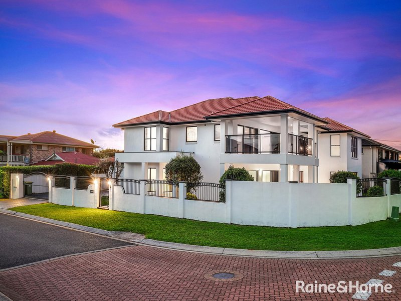 Photo - 1 Cliftonville Place, Redland Bay QLD 4165 - Image 5