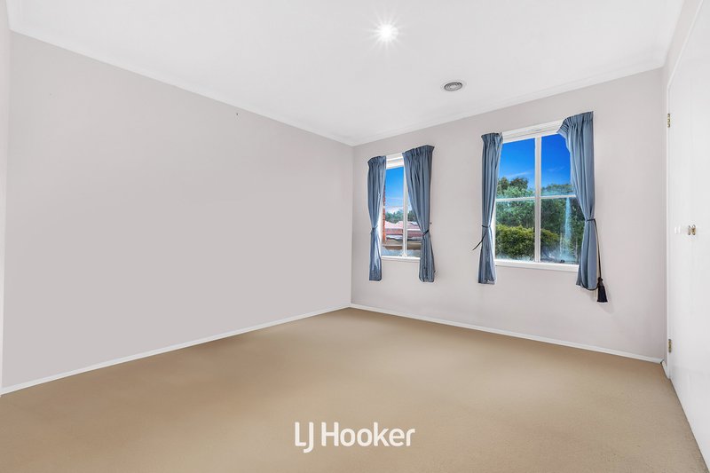 Photo - 1 Cloverlea Grove, Narre Warren South VIC 3805 - Image 14