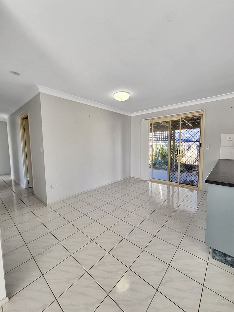 Photo - 1 Cocas Drive, Avoca QLD 4670 - Image 5