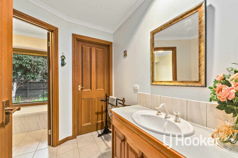 Photo - 1 Connie Court, Cranbourne VIC 3977 - Image 17