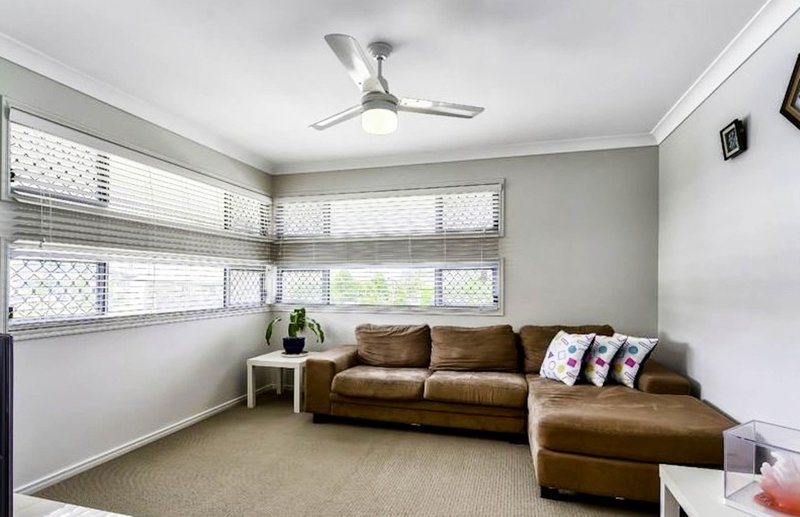 Photo - 1 Conondale Street, Fitzgibbon QLD 4018 - Image 5