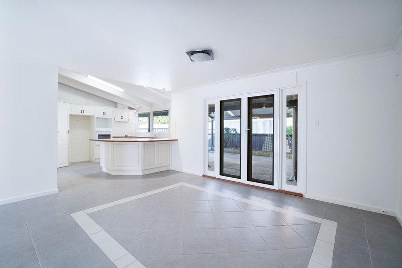 Photo - 1 Conroy Place, Bull Creek WA 6149 - Image 3