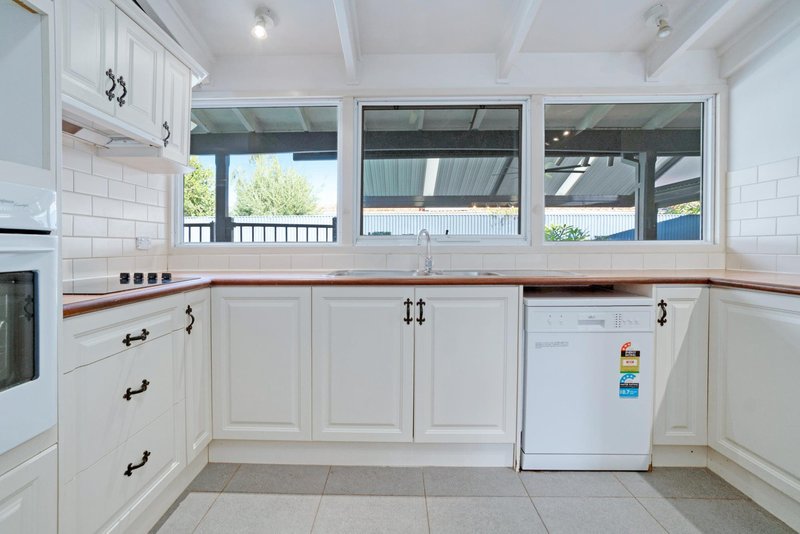 Photo - 1 Conroy Place, Bull Creek WA 6149 - Image 5