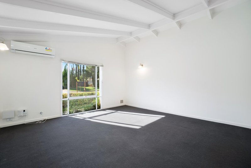 Photo - 1 Conroy Place, Bull Creek WA 6149 - Image 7