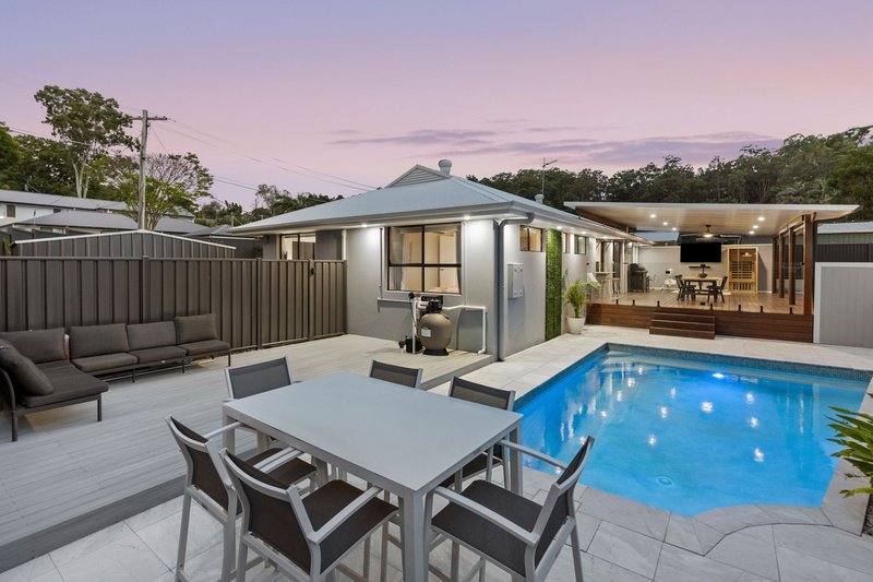 Photo - 1 Constellation Crescent, Mudgeeraba QLD 4213 - Image 1