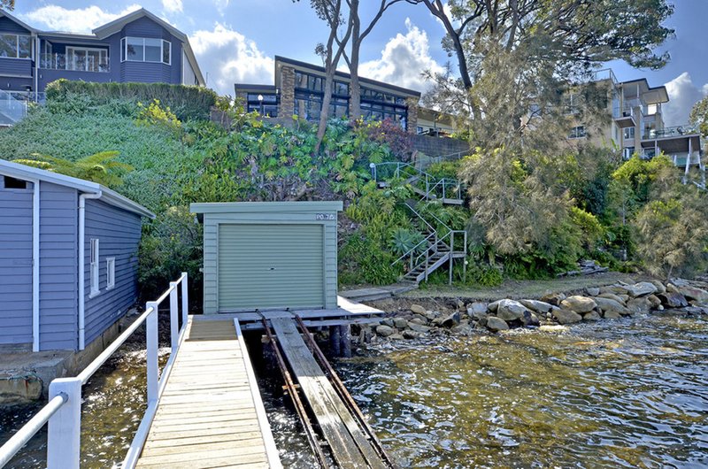 Photo - 1 Coogee Road, Point Clare NSW 2250 - Image 3
