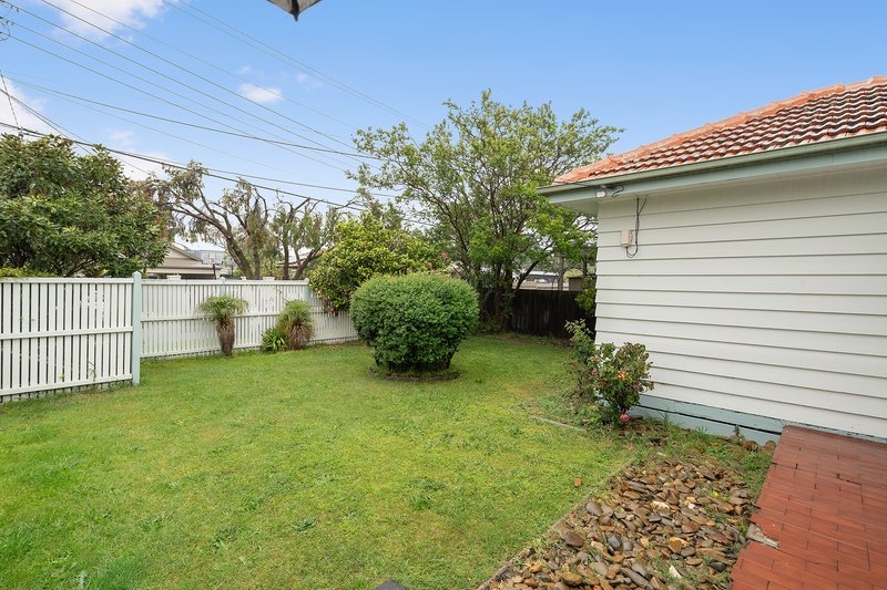 Photo - 1 Coolabah Street, Mentone VIC 3194 - Image 3