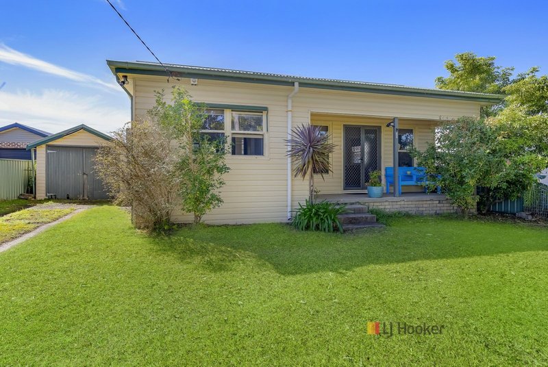 Photo - 1 Coonanga Avenue, Budgewoi NSW 2262 - Image 12