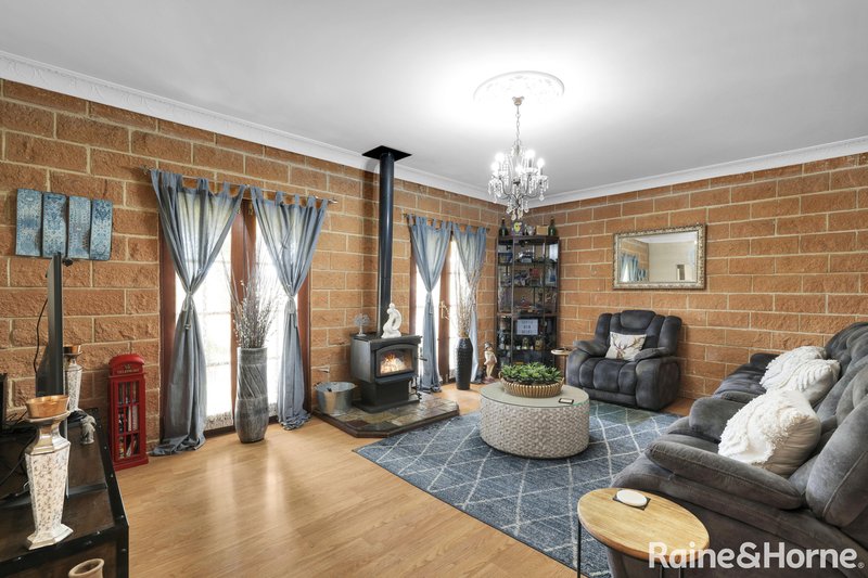 Photo - 1 Copper Leaf Place, Worrigee NSW 2540 - Image 4