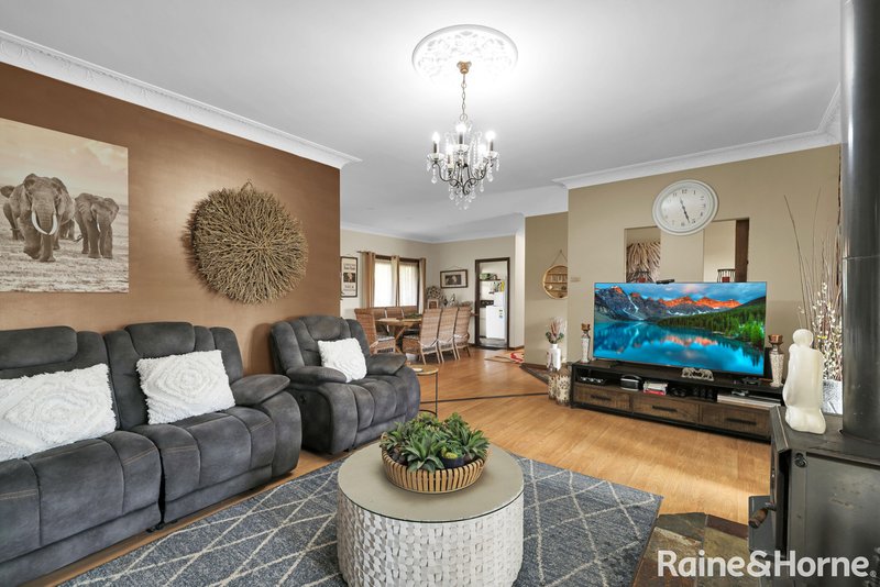 Photo - 1 Copper Leaf Place, Worrigee NSW 2540 - Image 5