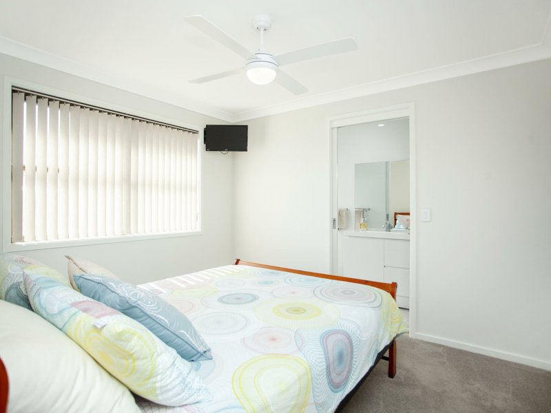 Photo - 1 Coral Close, Old Bar NSW 2430 - Image 8