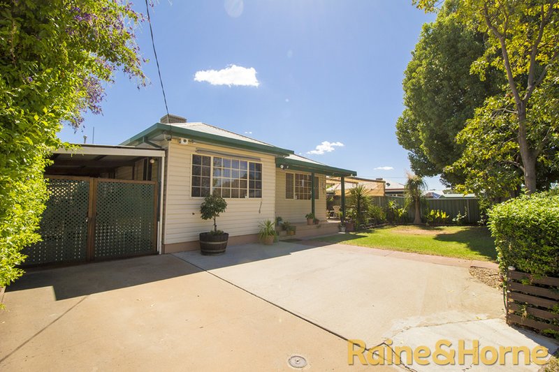 1 Corbett Avenue, Dubbo NSW 2830