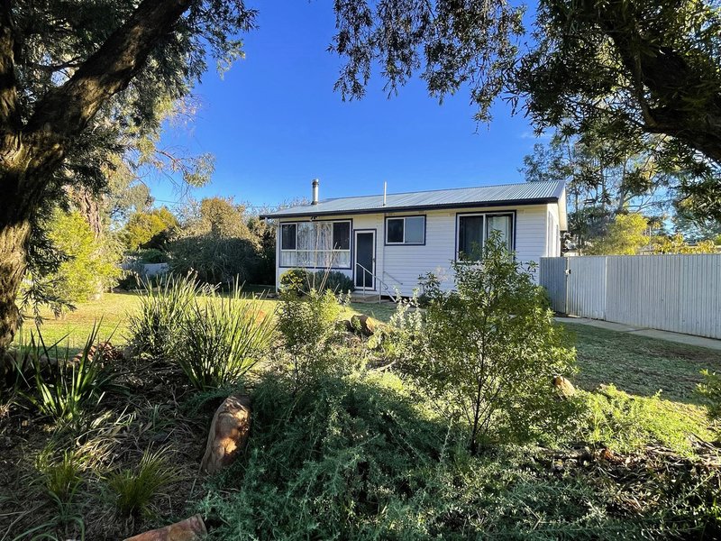 1 Corbett Street, Darlington Point NSW 2706