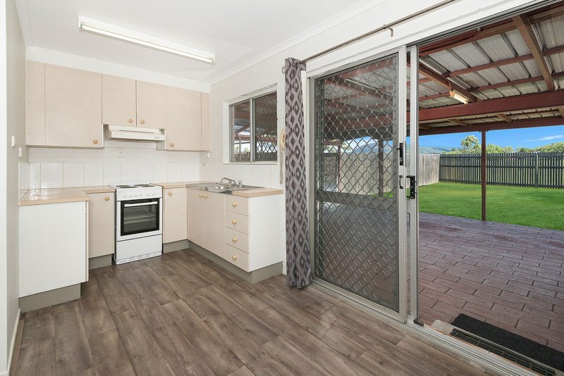 Photo - 1 Corella Crescent, Mount Louisa QLD 4814 - Image 3