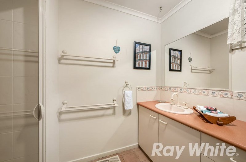 Photo - 1 Coringa Court, Knoxfield VIC 3180 - Image 7