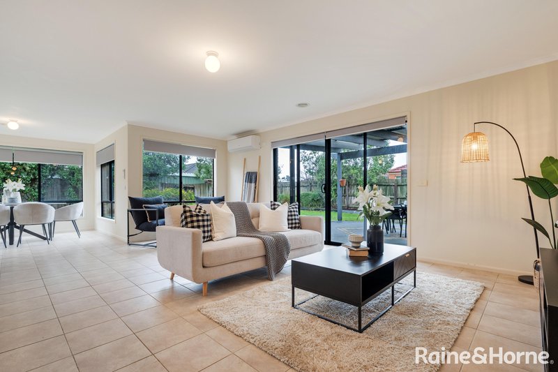 Photo - 1 Cotter Place, Sunbury VIC 3429 - Image 3