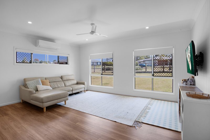 Photo - 1 Cradle Court, D'Aguilar QLD 4514 - Image 7