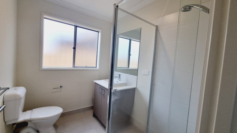 Photo - 1 Crathes Street, Wyndham Vale VIC 3024 - Image 6