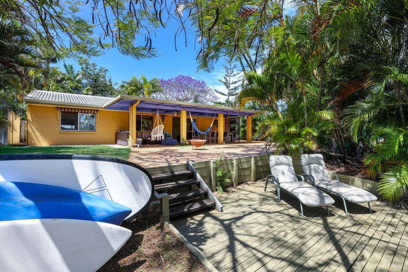 Photo - 1 Crest View Key, Broadbeach Waters QLD 4218 - Image 12