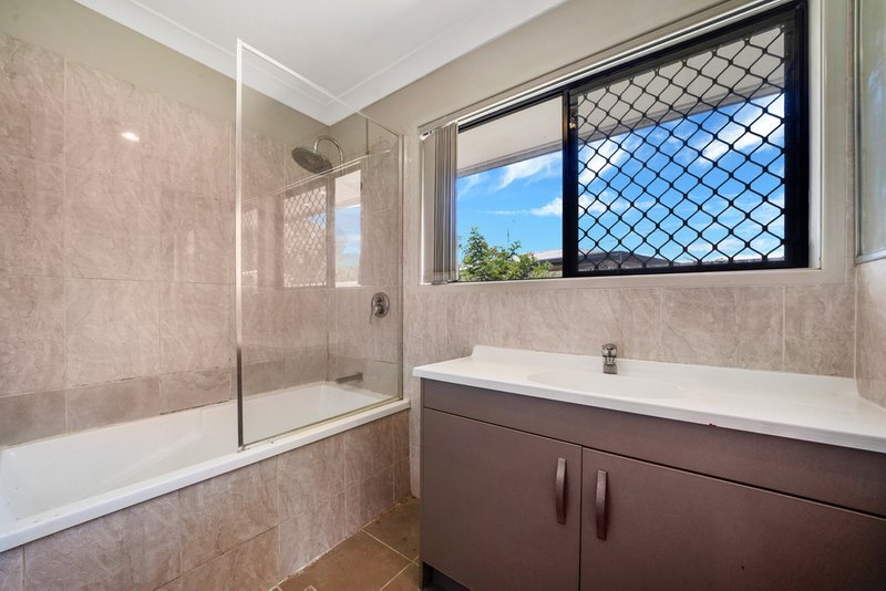 Photo - 1 Crestview Street, Loganlea QLD 4131 - Image 2