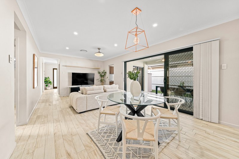 Photo - 1 Cromwell Court, Doolandella QLD 4077 - Image 4
