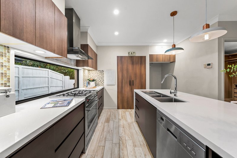 Photo - 1 Cromwell Court, Doolandella QLD 4077 - Image 11