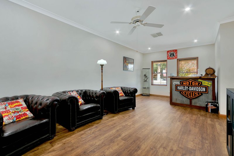 Photo - 1 Crown Street, Gawler East SA 5118 - Image 9