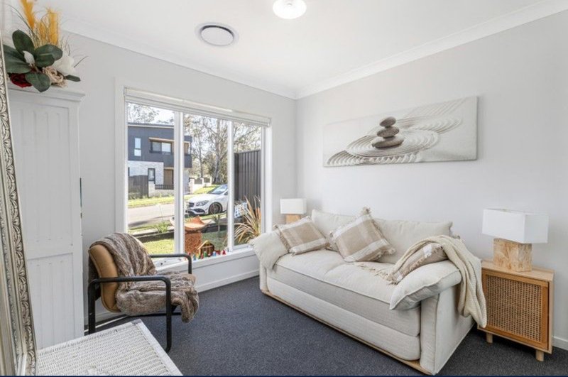 Photo - 1 Crusader Street, Austral NSW 2179 - Image 3