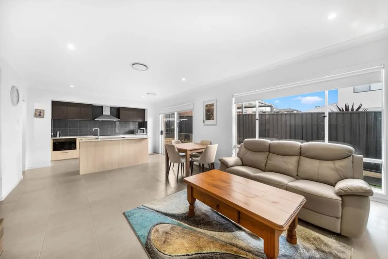 Photo - 1 Crusader Street, Austral NSW 2179 - Image 5