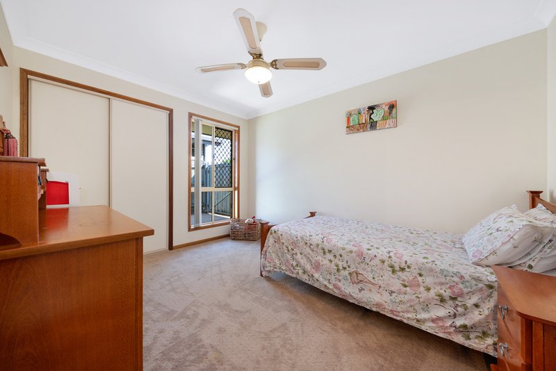 Photo - 1 Crystelle Court, Murrumba Downs QLD 4503 - Image 14